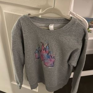 Adorable Disney sweatshirt, only worn once!
